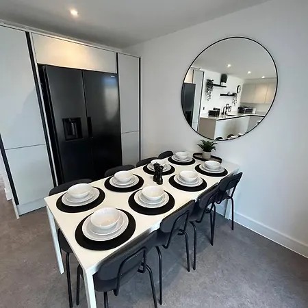 Luxury 4 Bedroom House *