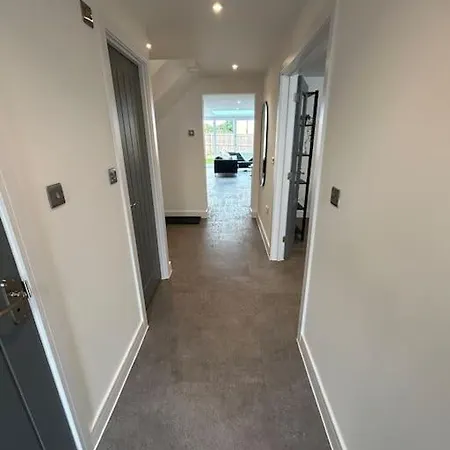 度假居 Luxury 4 Bedroom House 布里斯托