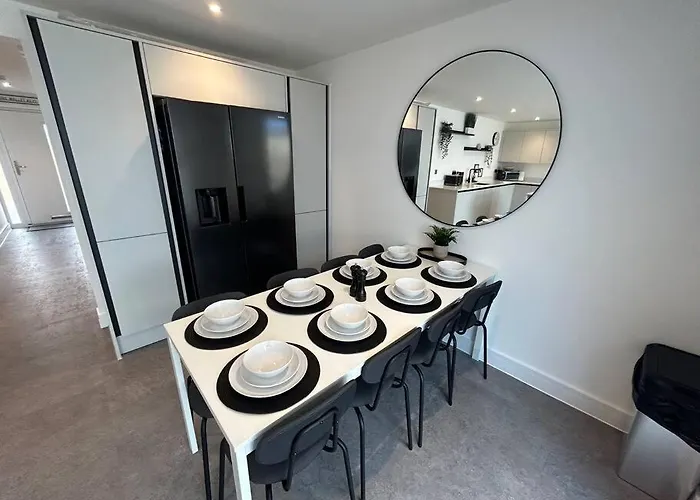 Luxury 4 Bedroom House *