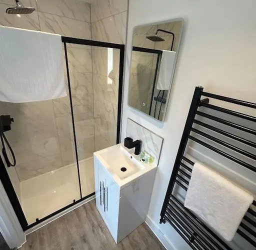 Luxury 4 Bedroom House Dom wakacyjny Bristol