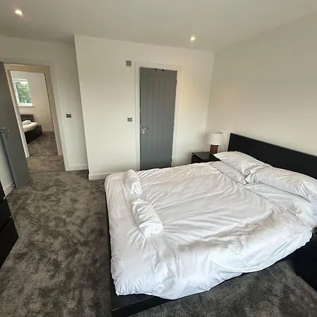 Ferienhaus Luxury 4 Bedroom House